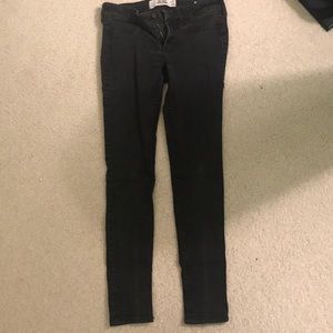 Hollister Super Skinny Jeans